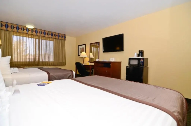 Deluxe Quadruple room