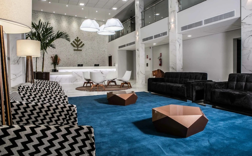 Alpha Park Hotel