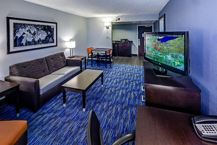 Quadruple Suite