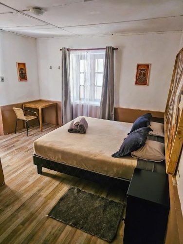 Economy room