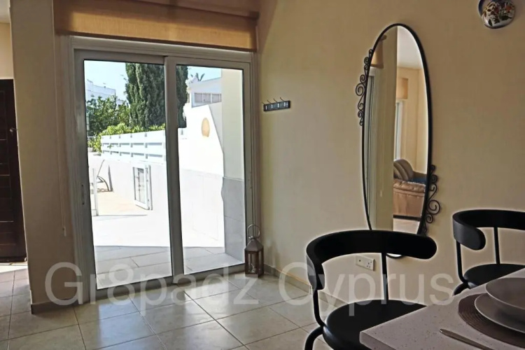 Gr8padz Villa Dionne
