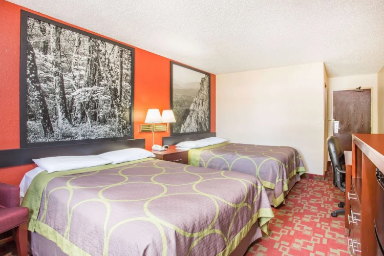 Super 8 Harrisonburg