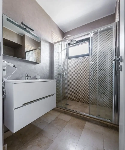 1 Bedroom Apartment with sea view