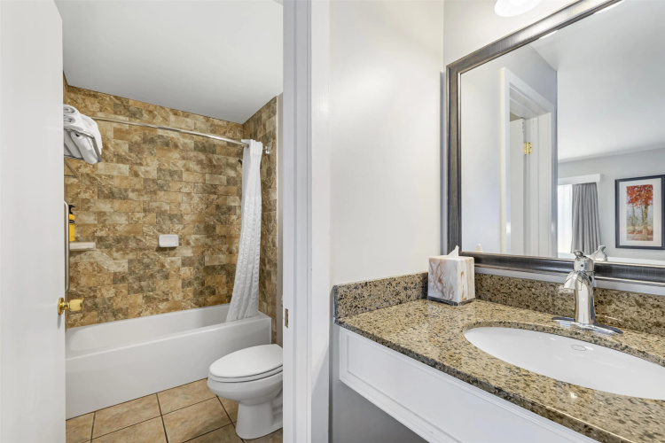 Best Western Plus Windjammer Inn & Conference Center photo 11