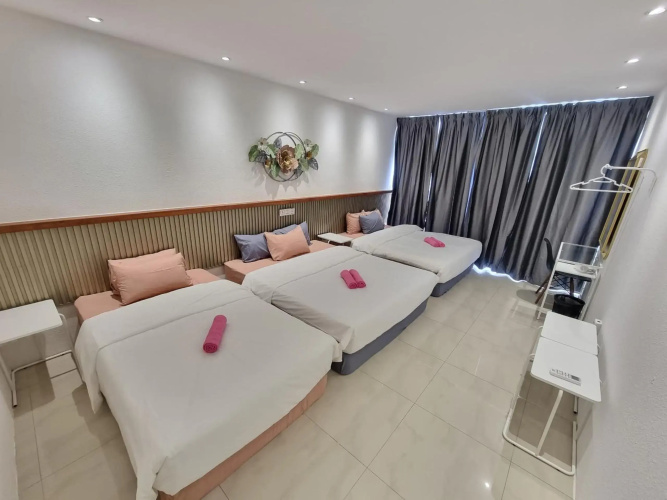 One Point Hotel - RH Plaza