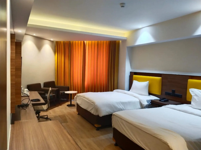Amarpreet, Chhatrapati Sambhajinagar - AM Hotel Kollection