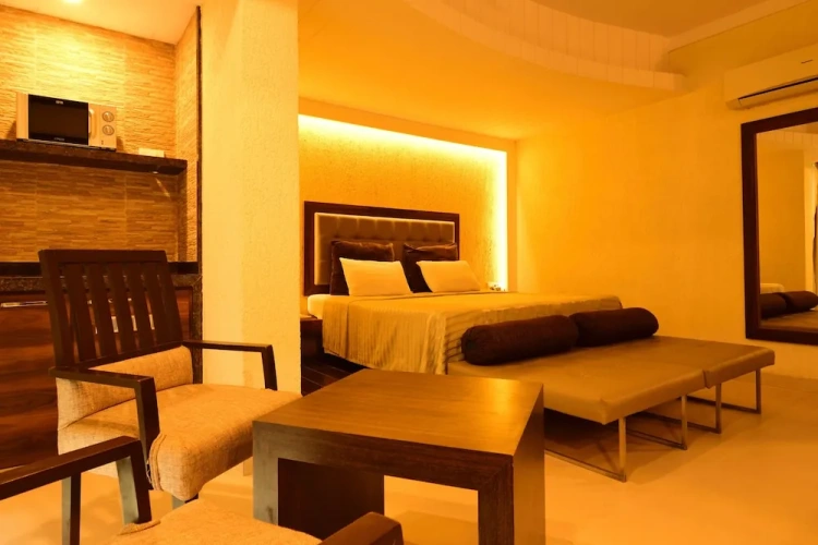 Executive Suite with balcony