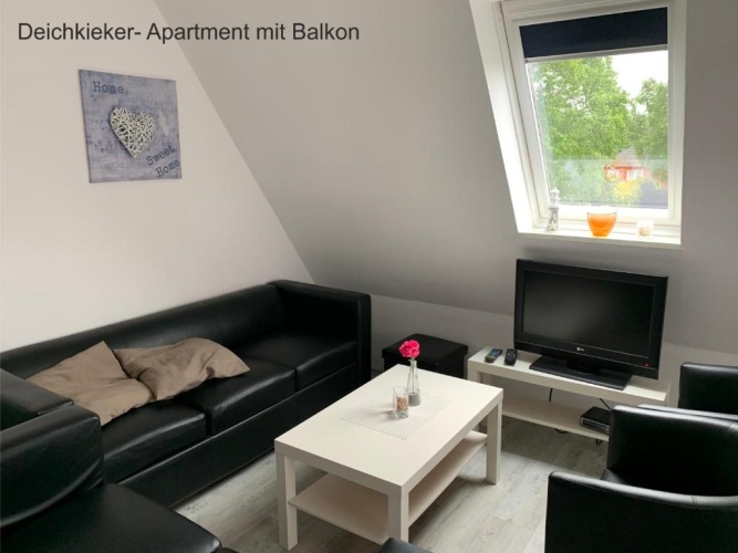 Apartment with balcony