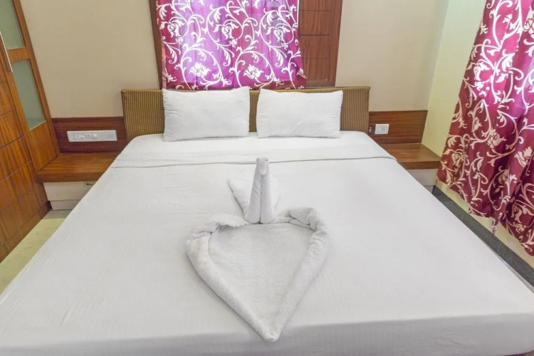 GuestHouser 2 BHK Apartment 92c1
