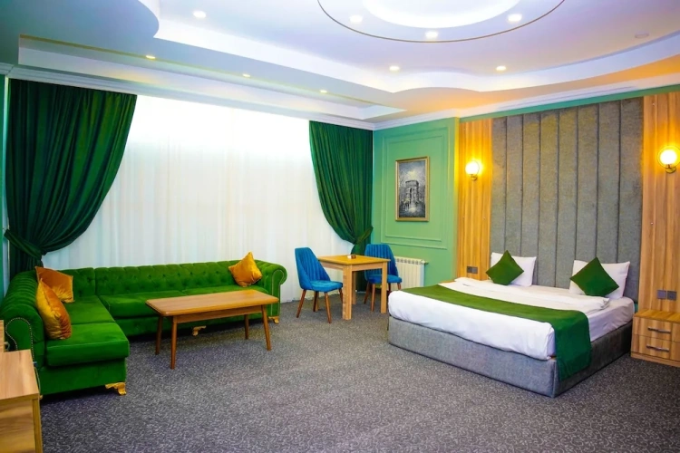Grand room