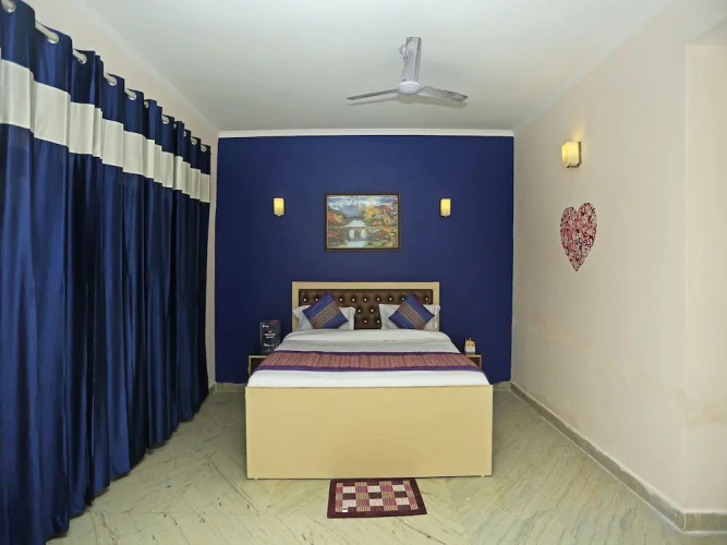 OYO 8438 DSR Residency