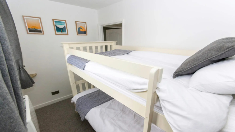 Oceanside Croyde 3 Bedrooms Sleeps 6
