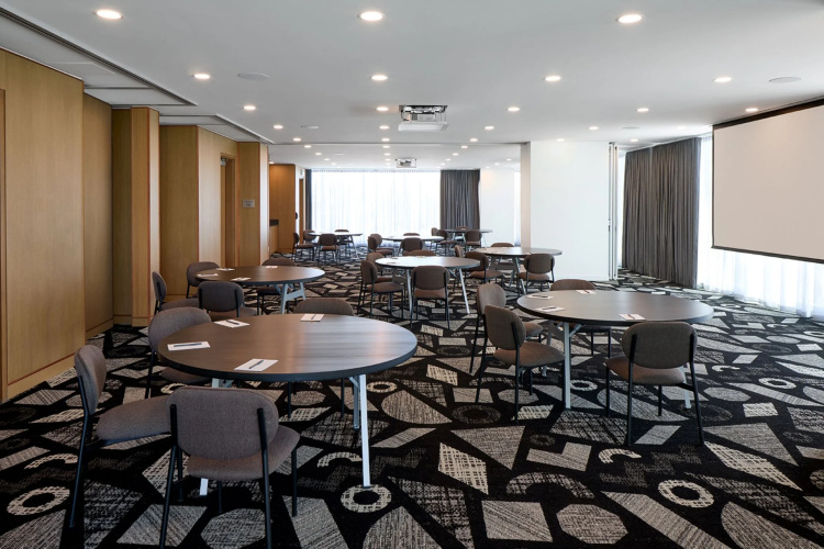 Courtyard By Marriott Montreal Laval photo 13