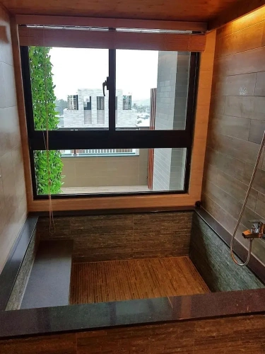 Luxury Double room with balcony and with canal view