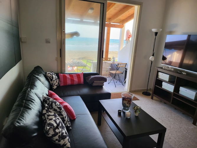 Mattis Seafront Beachhouse