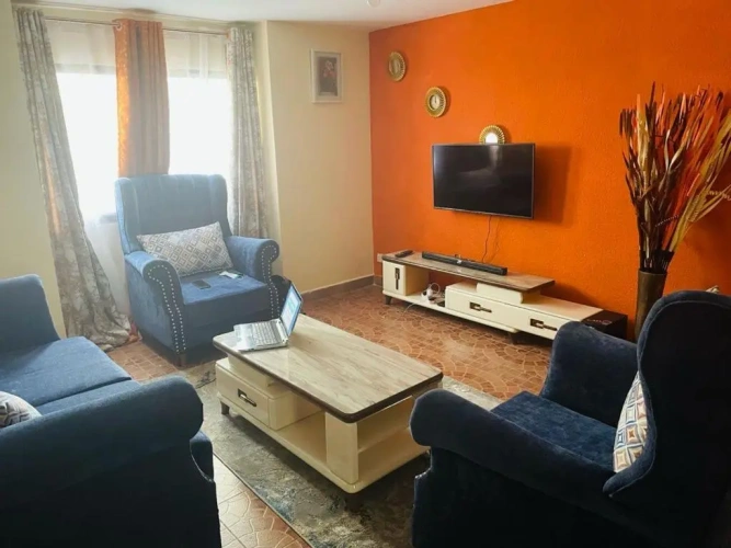 3 Bedrooms Apartment