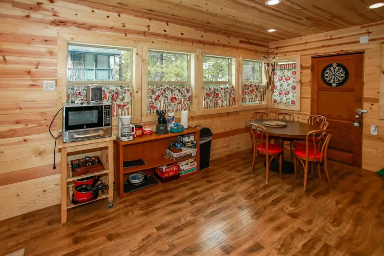 Woodpecker Cabin