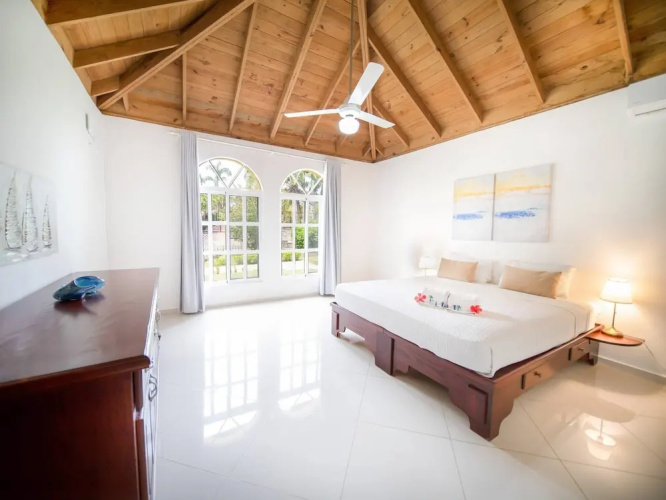 Casati Pearl House, Big House With Private Pool!