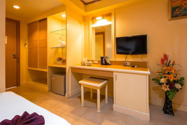 8080 Hotel Patong