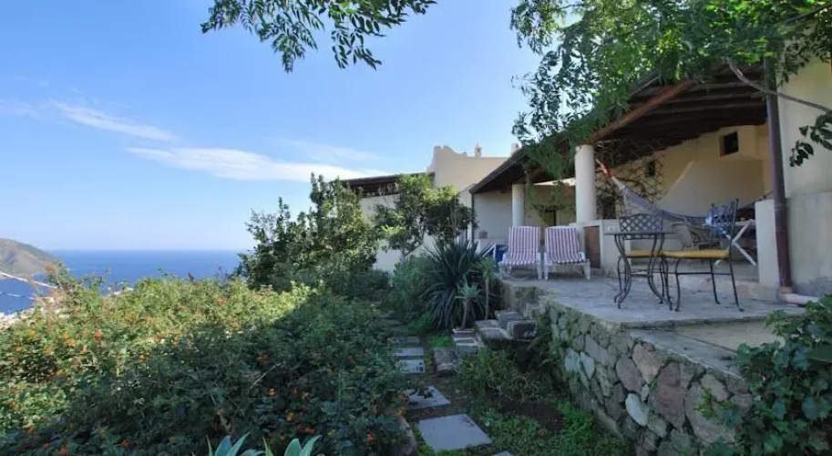 Vulcano Consult Cottage