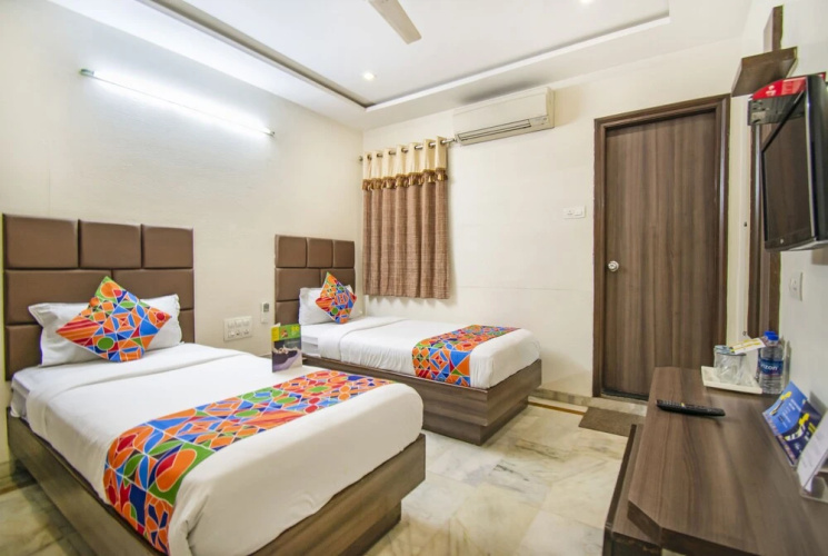 Hotel Kamran Palace