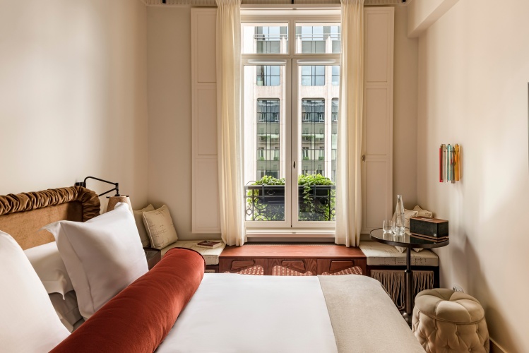 Superior room