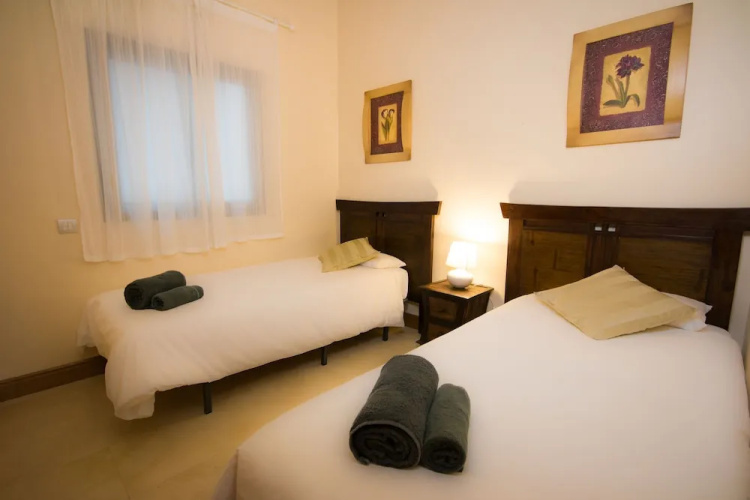 Holidays2Malaga Cathedral Apartments
