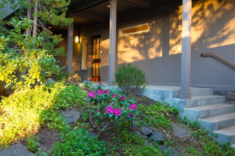 2 Bedrooms Cottage