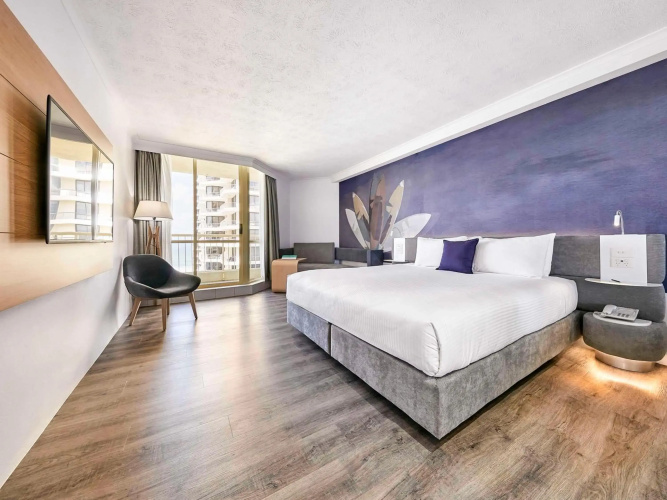 Novotel Surfers Paradise