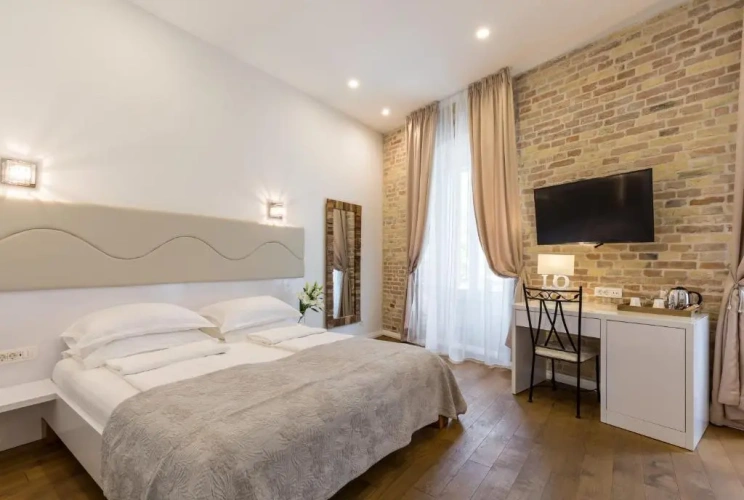 Deluxe Double room