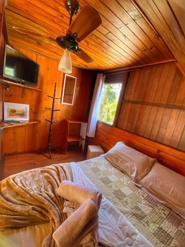 1 Bedroom Economy Double room with mountain view