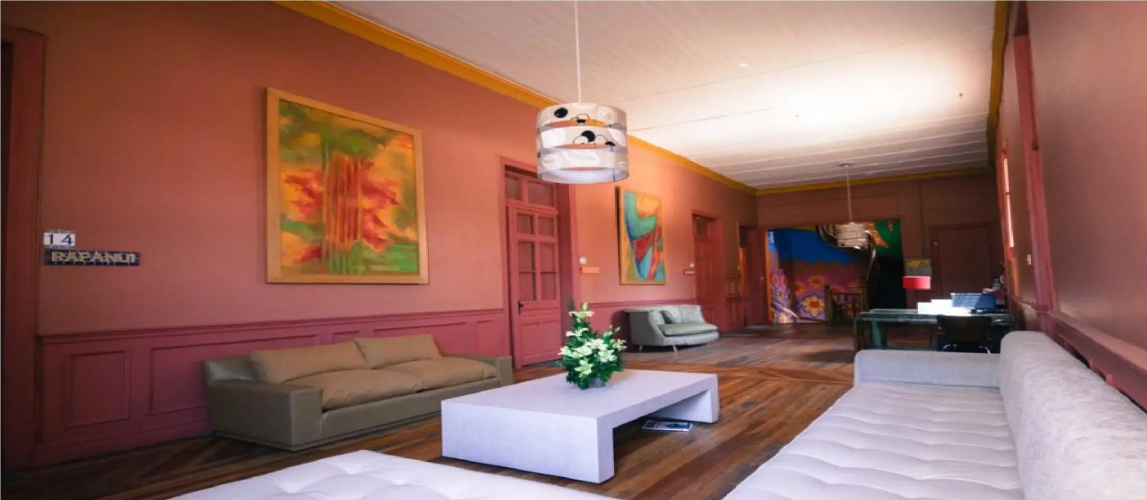 Happy House Hostel