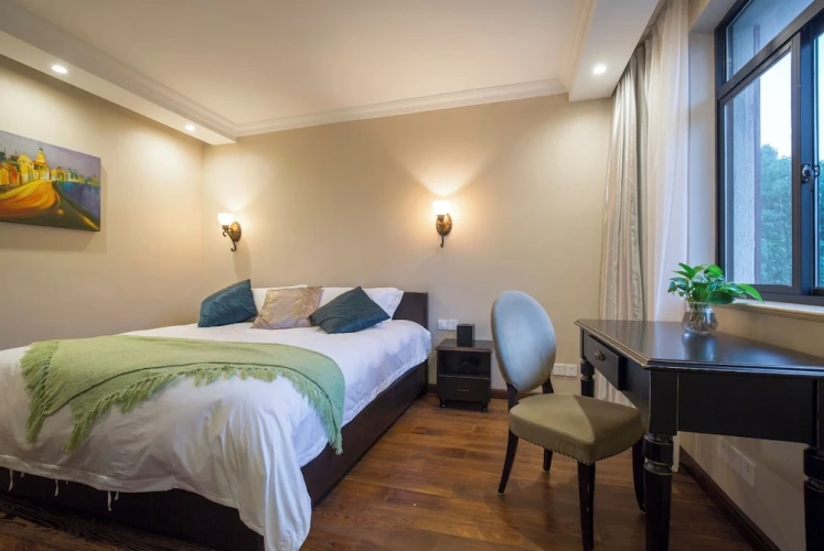Standard Double room with courtyard view