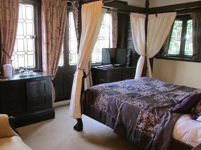 Tudor Grange
