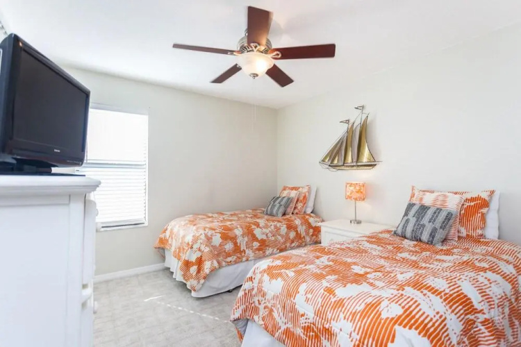 Island South by Distinctive Beach Rentals