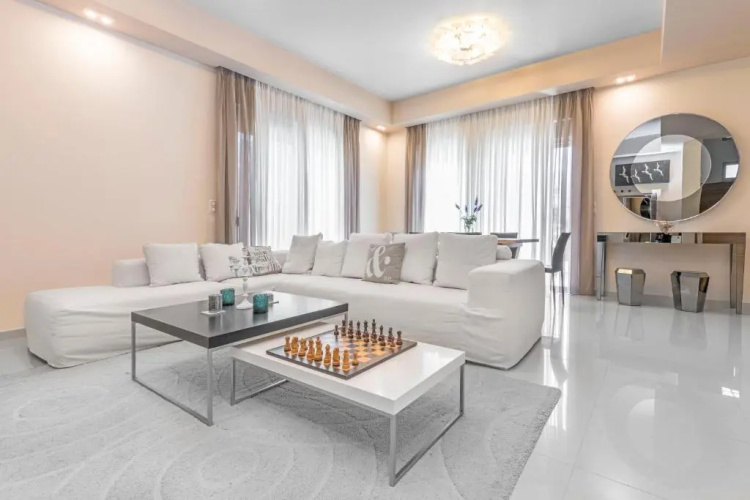 Rainbow Luxurious Villa in Ialysos