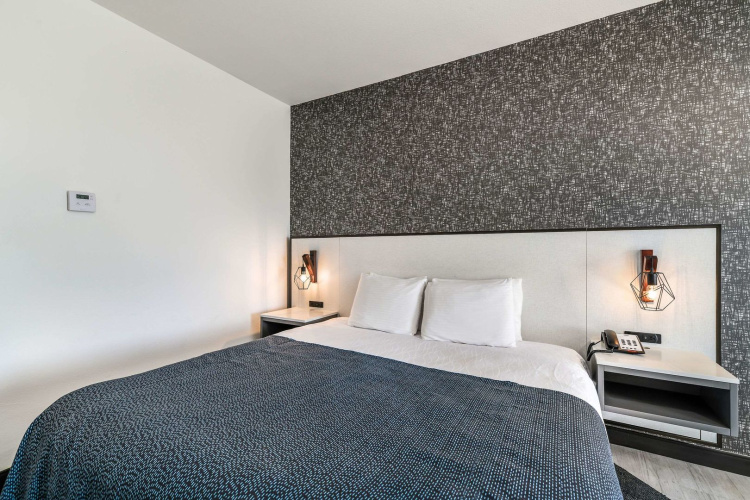 Hy-Lo Hotel, an Ascend Collection Hotel