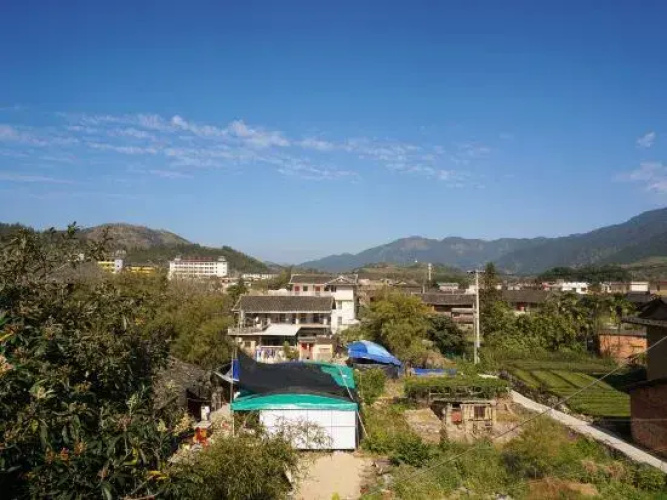 Dongbilou Inn