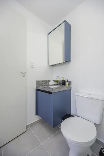 Loft com Smart Lock e Varanda no Bresser