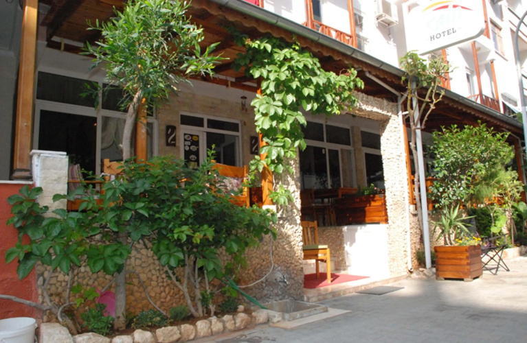 Rain Hotel - Kızkalesi