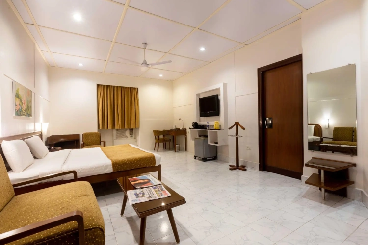 Deluxe Twin room with balcony and with view