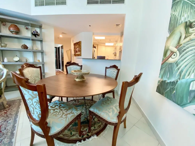 Luxury 2BR Apartment with partial Marina views