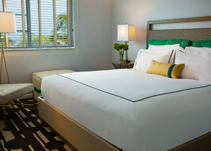 Kimpton Surfcomber Hotel by IHG