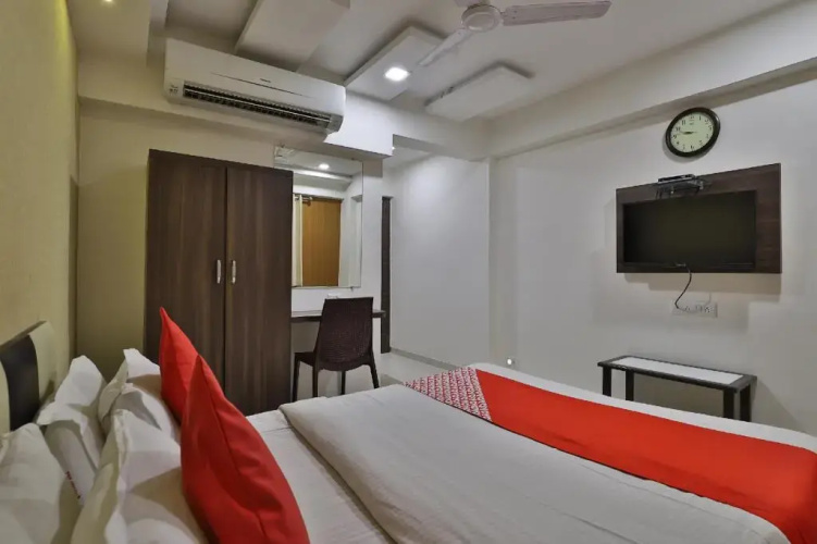 Hotel Acropole by OYO