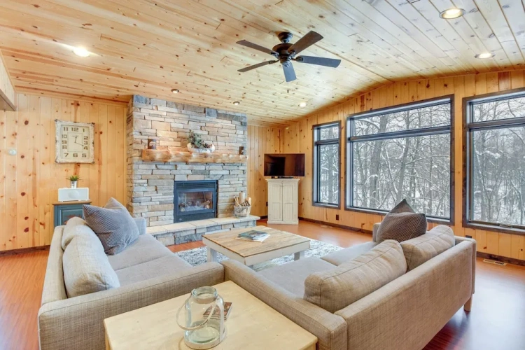 4 Bedrooms Cottage