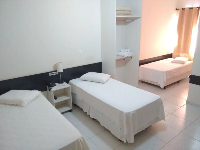 Standard Triple room