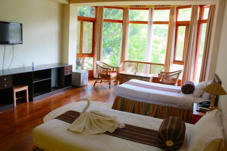 Damchen Resort