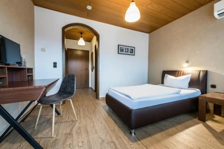 Standard Double room with balcony and with view