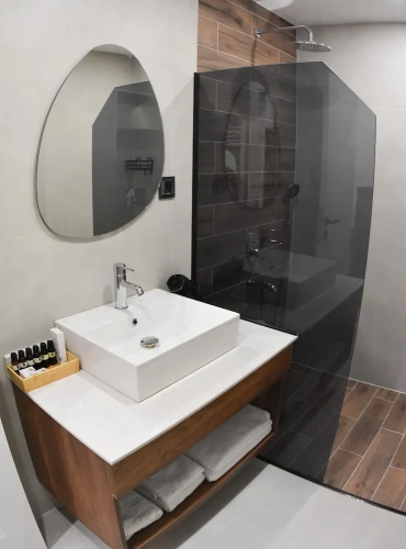 Deluxe Quadruple room with river view