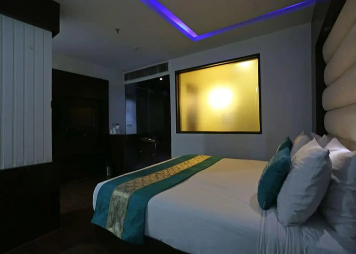 Hotel Billions